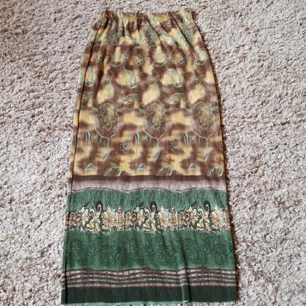 Long skirt
